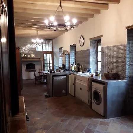 Elegant And Spacious Maison De Maitre Ideal For Group Bookings