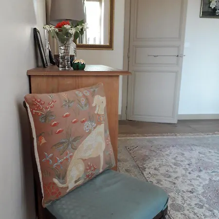 Elegant And Spacious Maison De Maitre Ideal For Group Bookings *