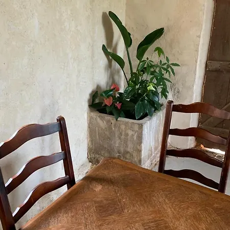 Elegant And Spacious Maison De Maitre Ideal For Group Bookings